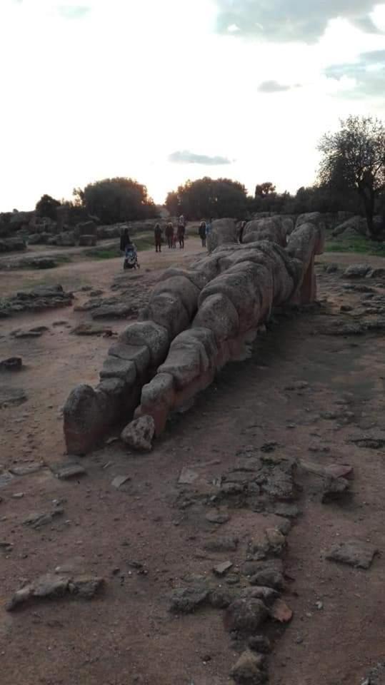 Locazione Turistica Domus Re Bed & Breakfast Agrigento Dış mekan fotoğraf